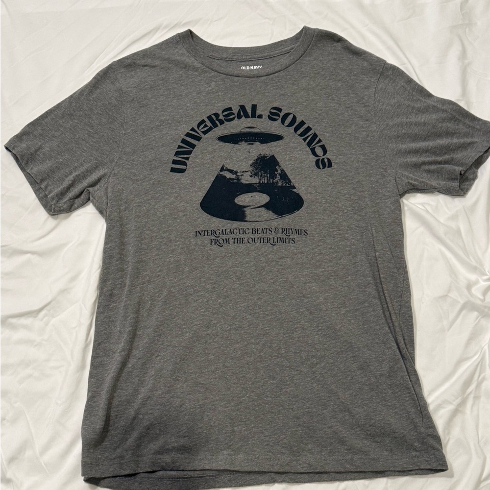 Old Navy Men’s Gray Universal Sounds Graphic Tee